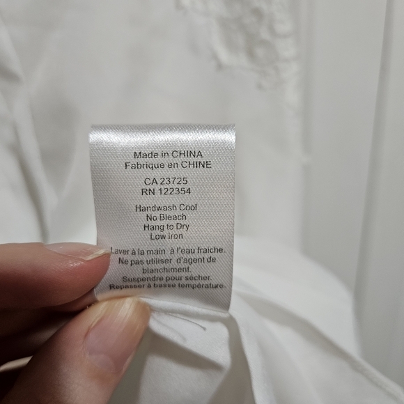 Aritzia Talula White Cami Tank with Lace Detailing Size Medium - Picture 5 of 7